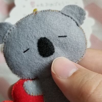 VEFlFBYQoqXf5SM's profile picture. ねむい