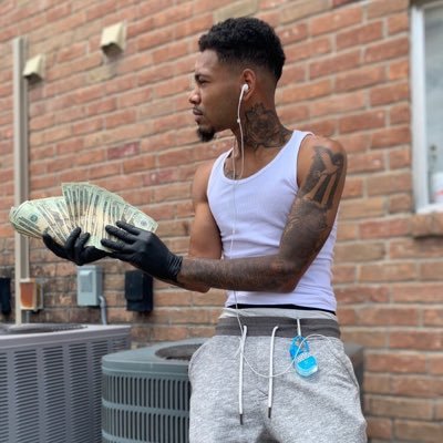 ⚜️bottom boy 3️⃣3️⃣7️⃣👿!! 💉✈️!! Upcoming TATTOO ARTIST fwm$!! H52VA GANGSTA ♿️🅿️ ♍️bih 🍃💨🍼!! IM MY OWN TEAM 🍃💨💵💰