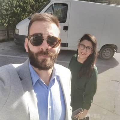 Pedagogía.
Máster Tecnología Educativa:e-learning y gestión del conocimiento.
Máster Dificultades de Aprendizaje, Trastornos de Conducta.
Support worker UK.