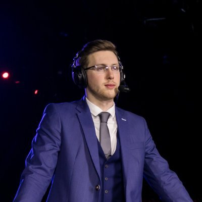 Caster & Analyst - Gears, CoD, Warzone, RoCo, Apex & More.
Producer @SplashDamage.