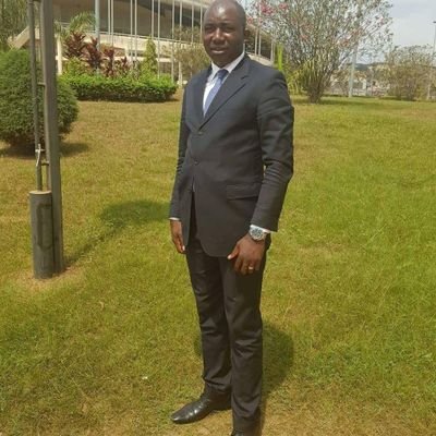 MakengSalomon2's profile picture. géologue minier, Ancien d'église EPC