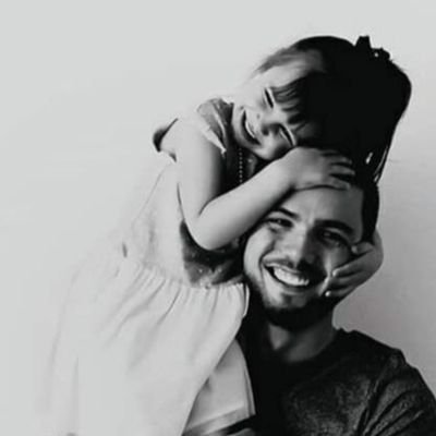 زاجل حياة قبل الحياة 💛 بحب الحياة علشان أعرف أعيش
وداعاً تويتر 🥀