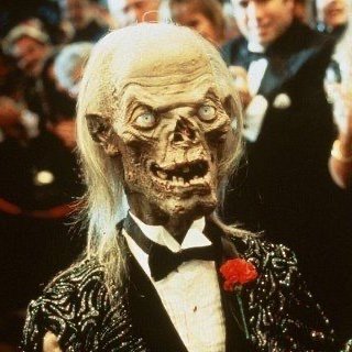 Co-auteur et réalisateur de la série LES ARCHIVES D'APRES MINUIT produite par l'INA 🦇 Auteur de livres sur Dracula, Blumhouse Productions et The Hives.