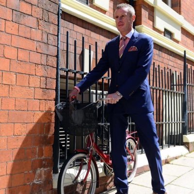 Director at @Bruntwood_UK Works. Passionate about our cities and cycling.