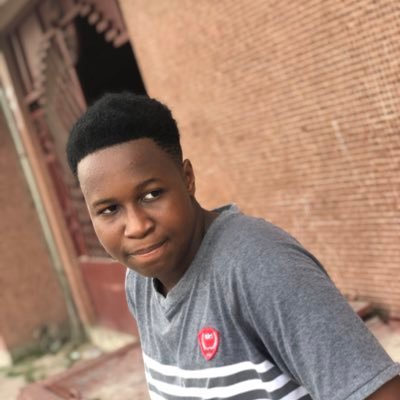 jr_naza's profile picture. J’ai 18ans ❤️
Je suis en première année d’informatique 🥂
Je suis cool 😊
               Respectueux 😏
               Calme 🥺
               Ponctuel 🔥