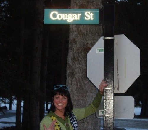 mnicoleaustin's profile picture. If puking in the sink was cool, I'd be wicket popular...