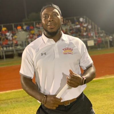 Everyone wants to be Successful, but Significant is when you help others to be Successful. God-Fearing HEAD Ball Coach & AD @East Iberville High.
