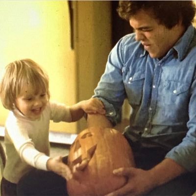 zengemini610's profile picture. she/her, triple Gemini, book & movie lover, avid wannabe gardener, sommelier & tarot card reader, no food w/ a face, fascinated by magick, Hawkeye 💛🖤