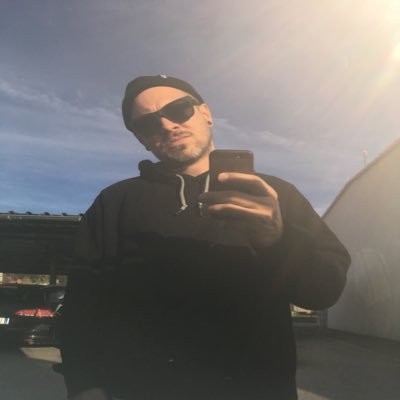 futkorl's profile picture. Gaming since CS1.6