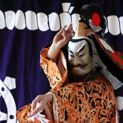 岩手県北上市村崎野 天照御祖神社の付属神楽。奥寺八左衛門の配下の山伏 佐々木惣三郎が祈祷し堰が開通。元禄二年（1689）村崎野に妙法院が移り周辺の山伏達と和賀山伏神楽を起こした。昭和二十九年まで宮司が舞を舞っていた。一時期の中断を経て昭和五十九年保存会を結成。