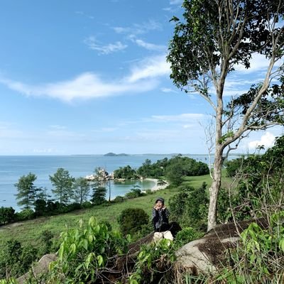 Muda berkelana, tua bercerita | Freelance tour guide at Bintan island| @GenpiBintan | ig : nunung_unuy