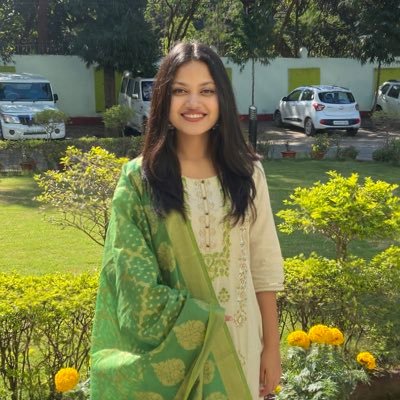 Majors in Political Science, Economics and Journalism | Masters in Economics | Social Activist