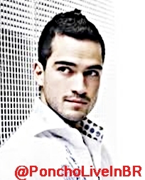 Alfonso Herrera Rodriguez 28/08/1983.
Ex-cantor do grupo RBD, atualmente ator... 
Vejam o site: http://t.co/w9ILSm6tKY
FC LiveInBR *-----*