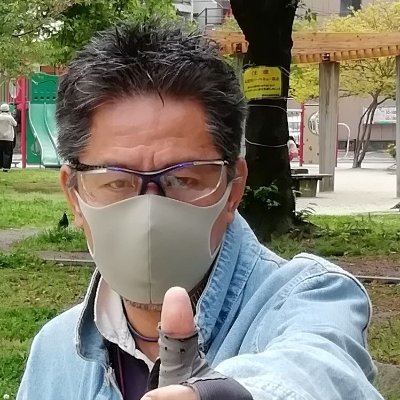 Semagumo's profile picture. 大阪生まれ63歳の口髭ジジイ！独立して35年目でIT関係やマーケティング・プランニング等が生業。大阪天王寺で産湯を使い、小中学校が大阪豊中庄内、高校から大阪高槻で、1982年に結婚し、今はバツイチだが大阪高槻に娘2人孫6人在住。2005年に相方と福岡に移住し、2010年に脳梗塞、2012年から血液透析。生粋の虎キチ🐯