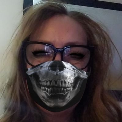 MaryBLUEMinn's profile picture. 💙💙Biden is my President
DON'T DM me unless you want a whole lot of trouble! I don't do būllshit or drama 😏💉💉 Vaxed 👏👏