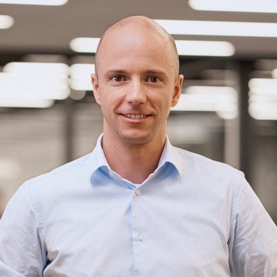 Lead Software-Architect @BoschRexroth, eager to make automation controllers more awesome #ctrlxautomation. MTB-addict and maker. Only personal opinions here...