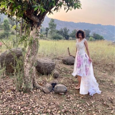 TinaMostary's profile picture. 