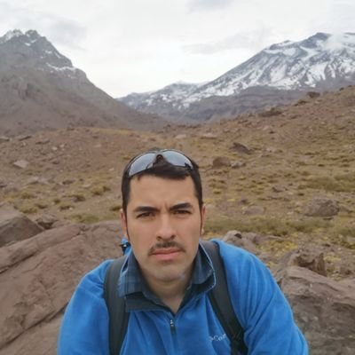 bascur_casta's profile picture. En el lugar y el tiempo correcto.