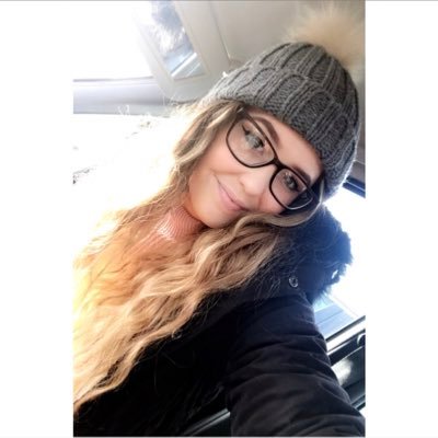 rlwilliams93's profile picture.