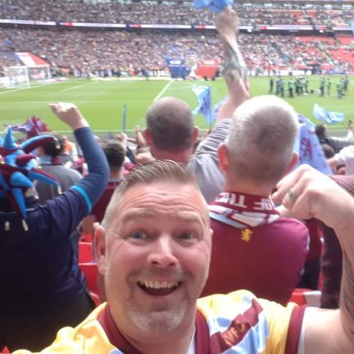 markwebber100's profile picture. 