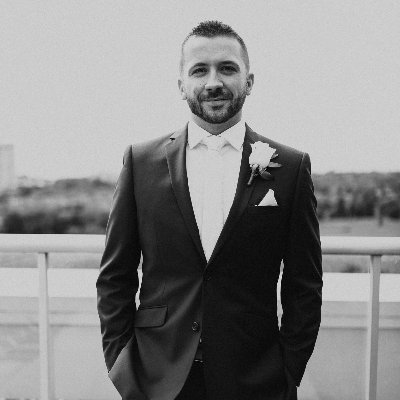 suchapolakdad's profile picture. Eccentric Thousand'aire. Leafs. Packers, Bills. Hamilton ON