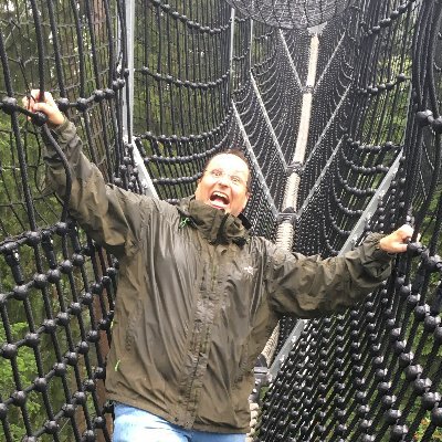 Macht was mit Bits und Bytes. Interessiert sich jedoch für fast alles! Besonders Wissenschaft und Politik.
@pengst@sueden.social oder bei bsky @pengst.de ;-)