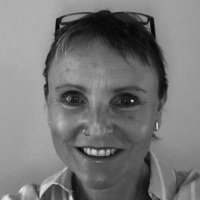 Jackie Hosking 📚 (@jackiehosking) 's Twitter Profile