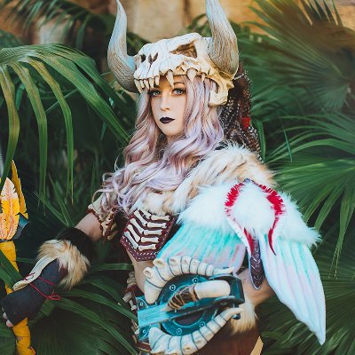 Cosplay, World of Warcraft //mostly mount farming// | she/they, software engineer but also a complete buffoon 🥲😂