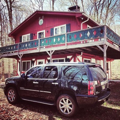 Host of Pocono Browns Deer Camp’s “Ultimate Deer Camp Experience” for hunters in Pennsylvania. We’re of God, family, country. Join us for a hunting adventure!