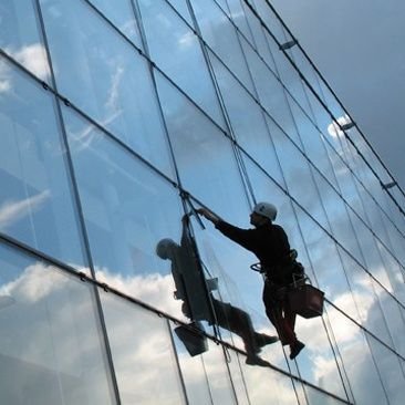 The Master Glass Cleaning