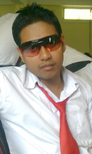 azrrayden's profile picture. 