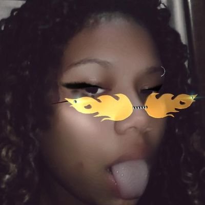 Kemilly45484826's profile picture. Dinda da Safyra💜
Titia do Arthur💙
Mamãe da Samara😍❤️