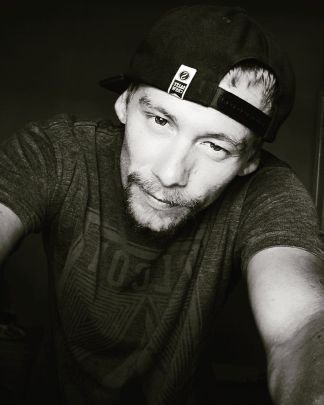 Im bored, 37, single, HJE3MRSD