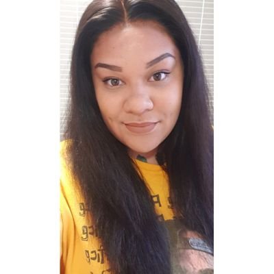 Vorneyy_F's profile picture. Acrylic nail specialist, love tattoos, piercings and videogames