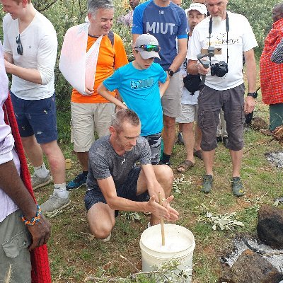 Kimbia_Kenya's profile picture. 🌍 Unir les cultures par le sport et la solidarité
🏃‍♂️ Organisateur de #KimbiaKenya
 📚 Soutien à l'éducation rurale au Kenya
💙 Ensemble, avançons !