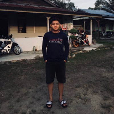 kutek97's profile picture. tetap semangat Peace ✌🏽🚶🏻