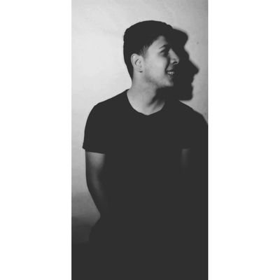 Sa3eD11210's profile picture. يروح الحلو و يجى الأحلى 💙