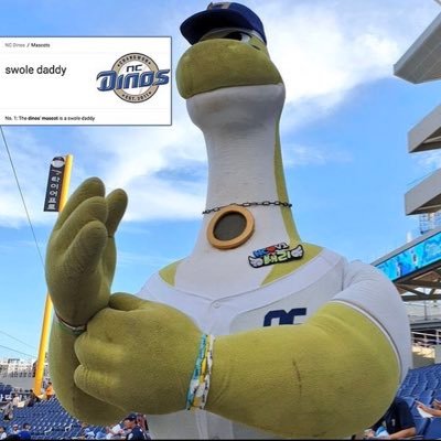 Khondrah's profile picture. Charlie Morton worshipper
