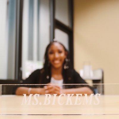 Sheffield Wranglers| UNT Alumna 👩🏽🎓| 3rd Grade Math and Science! 👩🏽🏫🍎