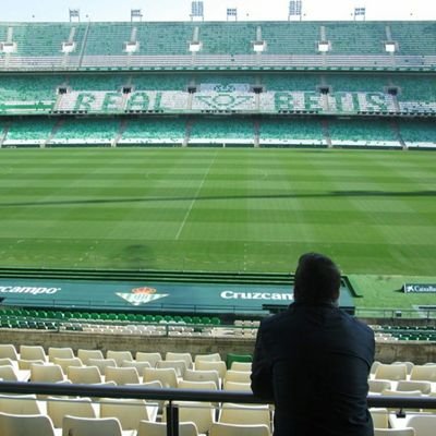 Apasionado de nacimiento y sufridor por devoción, total, que no me pidas que me relaje si soy del Betis.