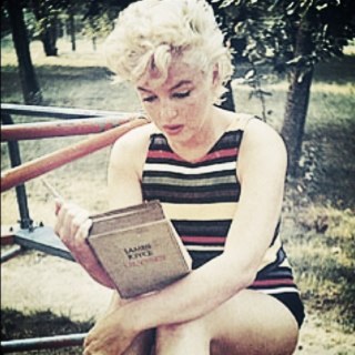 tweetmgh's profile picture. 