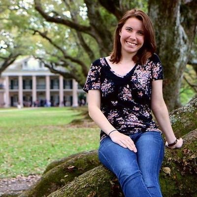 LizMaixner's profile picture. Teacher, crafter, photographer