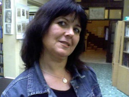 cora1900's profile picture. 