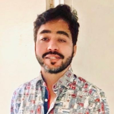 Soy un periodista y publicista puertorriqueño radicado en Miami. Tengo mi propia compañia de relaciones publicas RCEMCO /A Puerto Rican journalist & publicist.