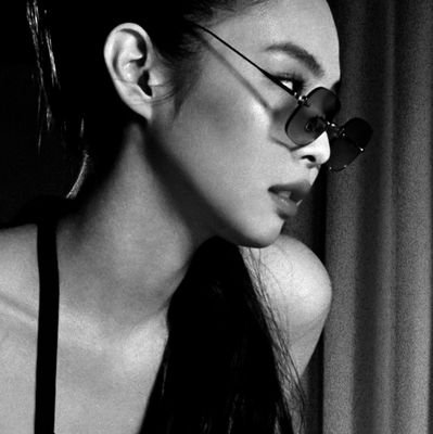 jenierubyjanne's profile picture. 