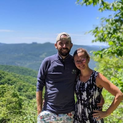 Ramblings of a 40 something year old father of three, IT geek, and a football lover.