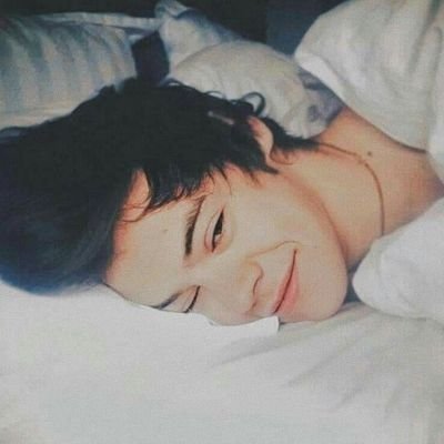 Loving my bromance with @Louis_Tomlinson , hes sooooo sexy !!!!!!