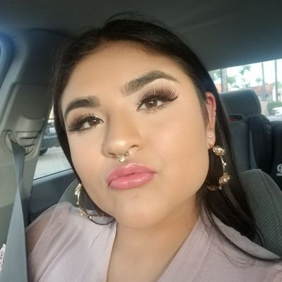 emmyyromzz's profile picture. 🔗 IG: emmyyromzz
💸Venmo:emmyromz97💚 
💸CashApp:efaithromz💚