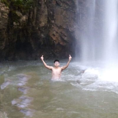 victorakaps's profile picture. 