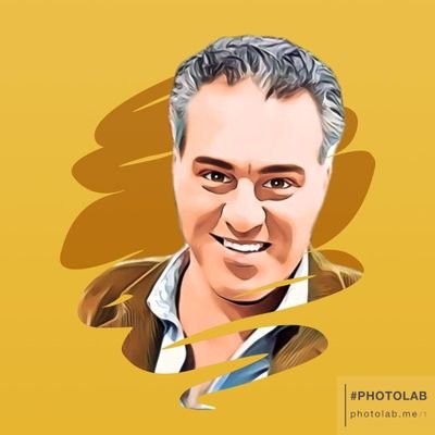 طير في السما وملوش عنوان وفي ايده خاتم سليمان
كان عايش بالضحكه يغير ويدوب كل الاحزان
عاش الحلم كأنه حقيقه
وافتكر ان الدنيا بريئه